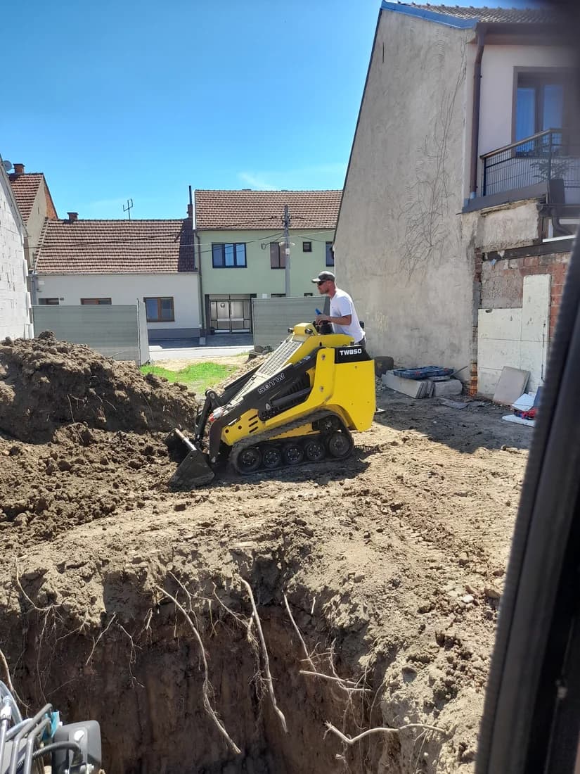 Základy a výkopové práce